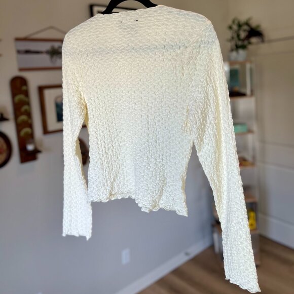 Vici NWOT Medina Smocked Top in Cream - Size L - Picture 6 of 7